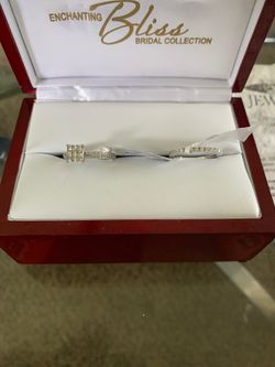 Bliss bridal collection size 7 princess cut ring and band