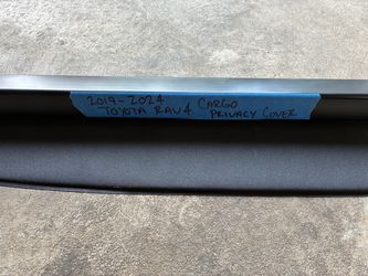 Toyota RAV4  privacy cargo cover