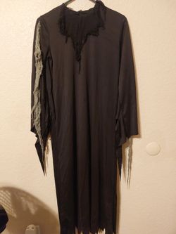 HALLOWEEN COSTUME
