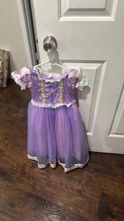 Costume dress