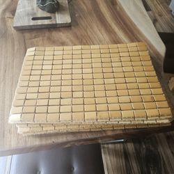 10 individual bamboo tablecloths 