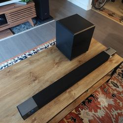 Klipsch Soundbar + Subwoofer (Model: Bar 40)