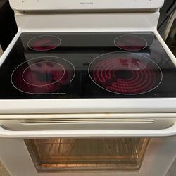 Fridgidare Electric Stove 30 Inch