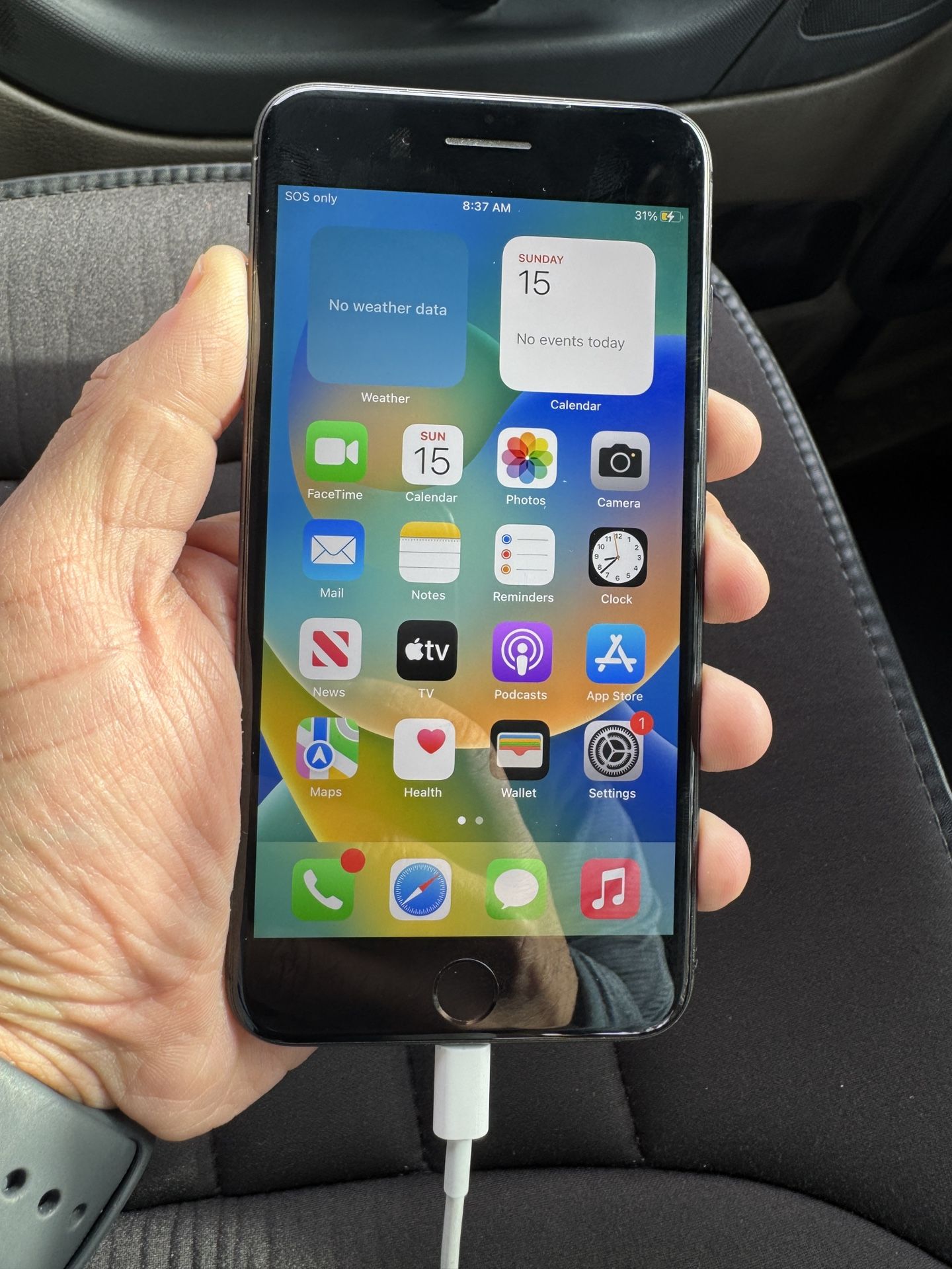 Unlocked iPhone 8 Plus 64 GBs