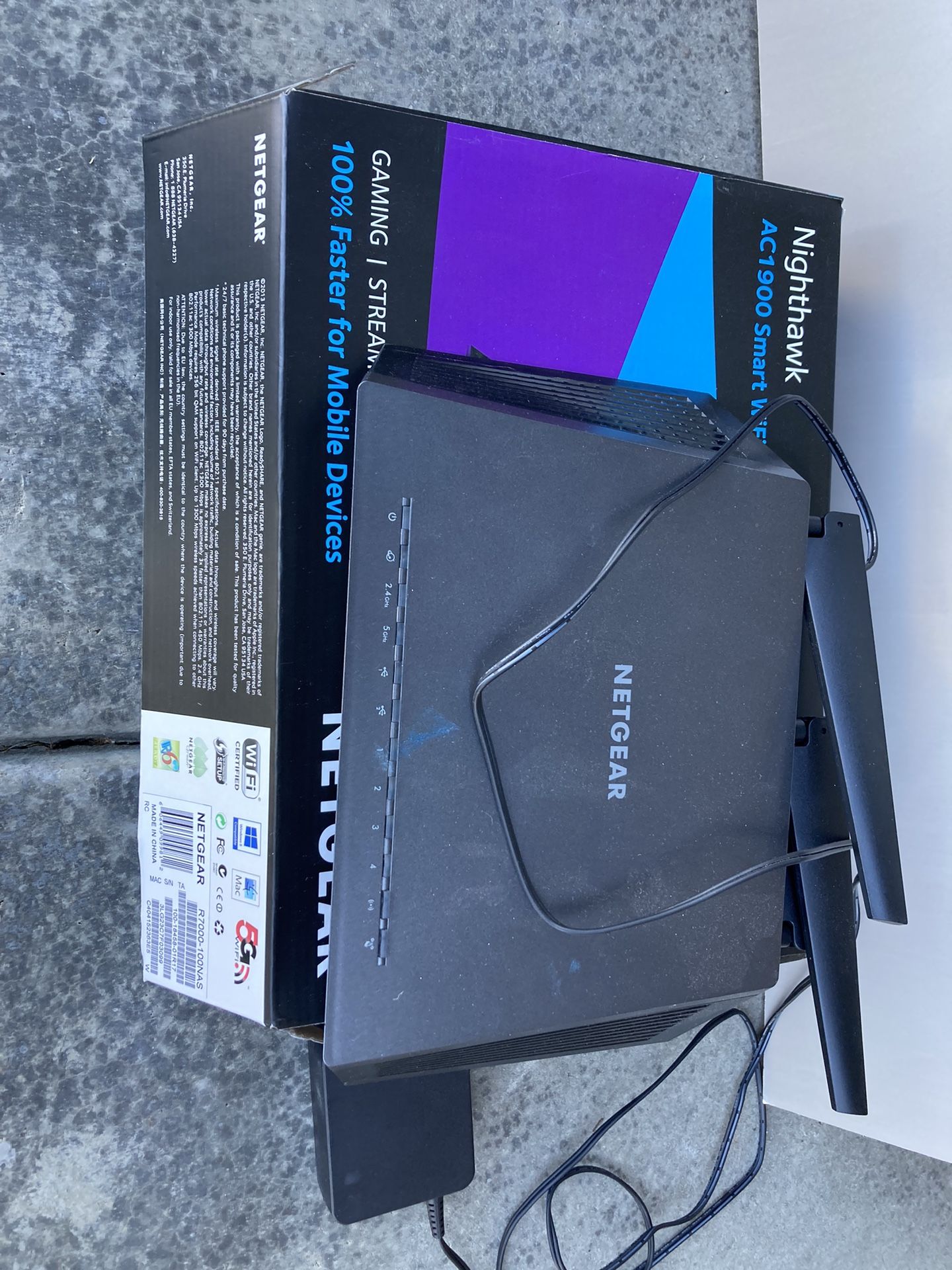 Nighthawk Net gear Router
