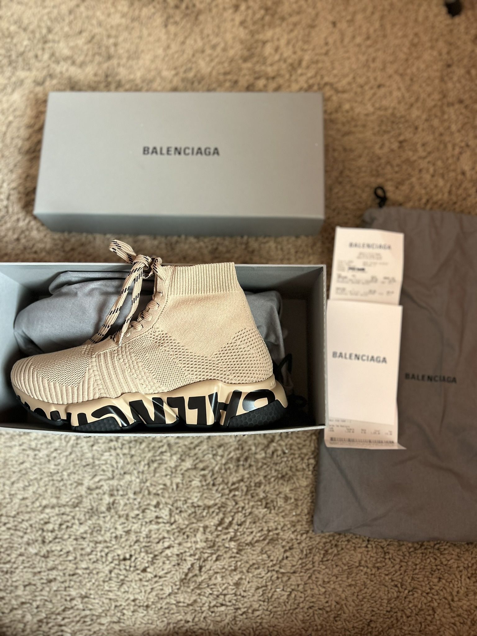 Balenciaga Women's Speed 2.0 Graffiti Lace-Up Knit Sneakers Beige W Size 9 - Never Worn - Like New