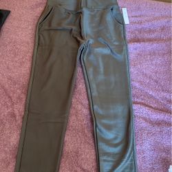 Pantalón Talla S/M De Tela Calientita Por Dentro $10