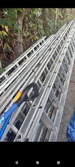 Aluminum extension ladders 28/32$349/40feet $449