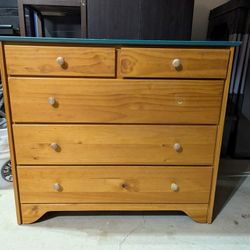 5-Drawer Dresser