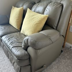 Rocker/reclining Leather Loveseat