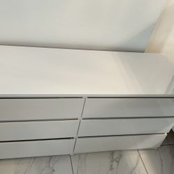 Dresser White Like New