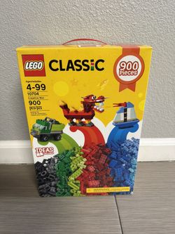 New Lego Classic 900 Pieces