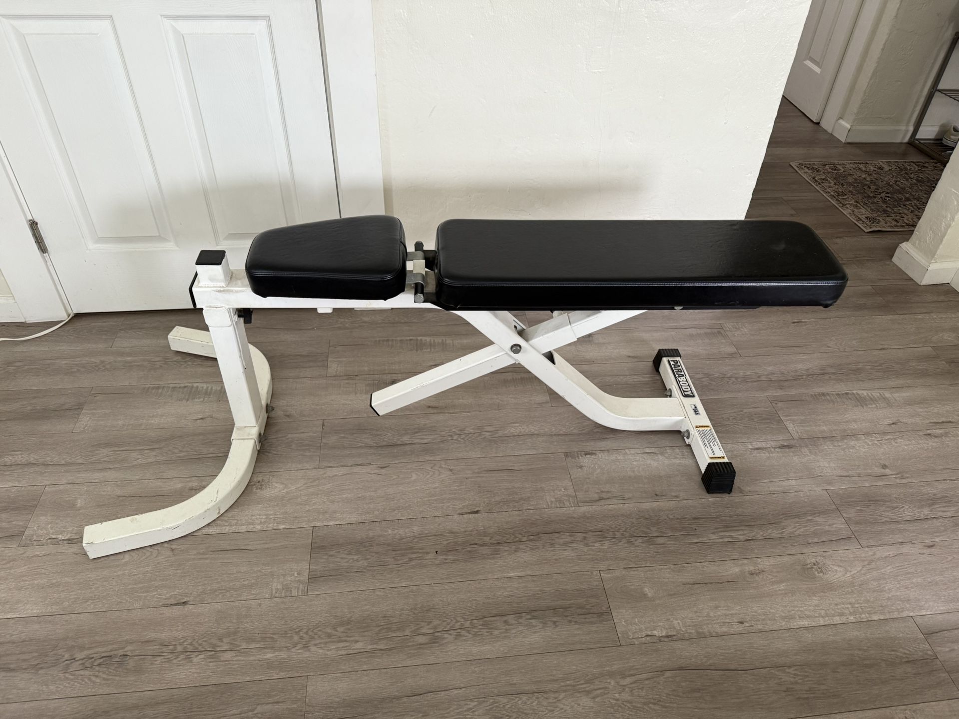 Gym Quality Weight Bench-Parabody