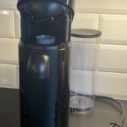Nespresso VertuoPlus coffee and espresso maker Normal Use