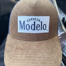 Modelo Hat