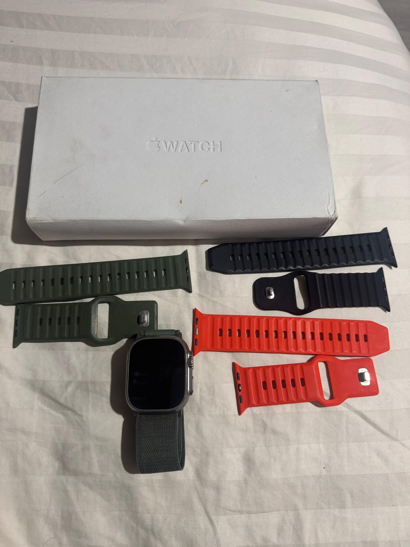 Apple Watch ultra 49mm titanium