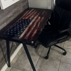 Patriot Glass Table