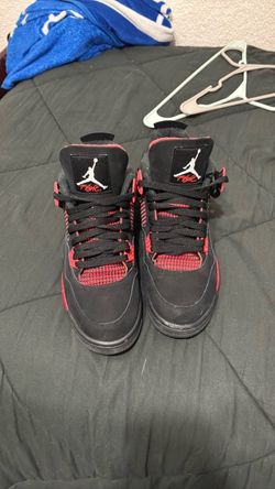Jordan 4 Retro Red Thunder