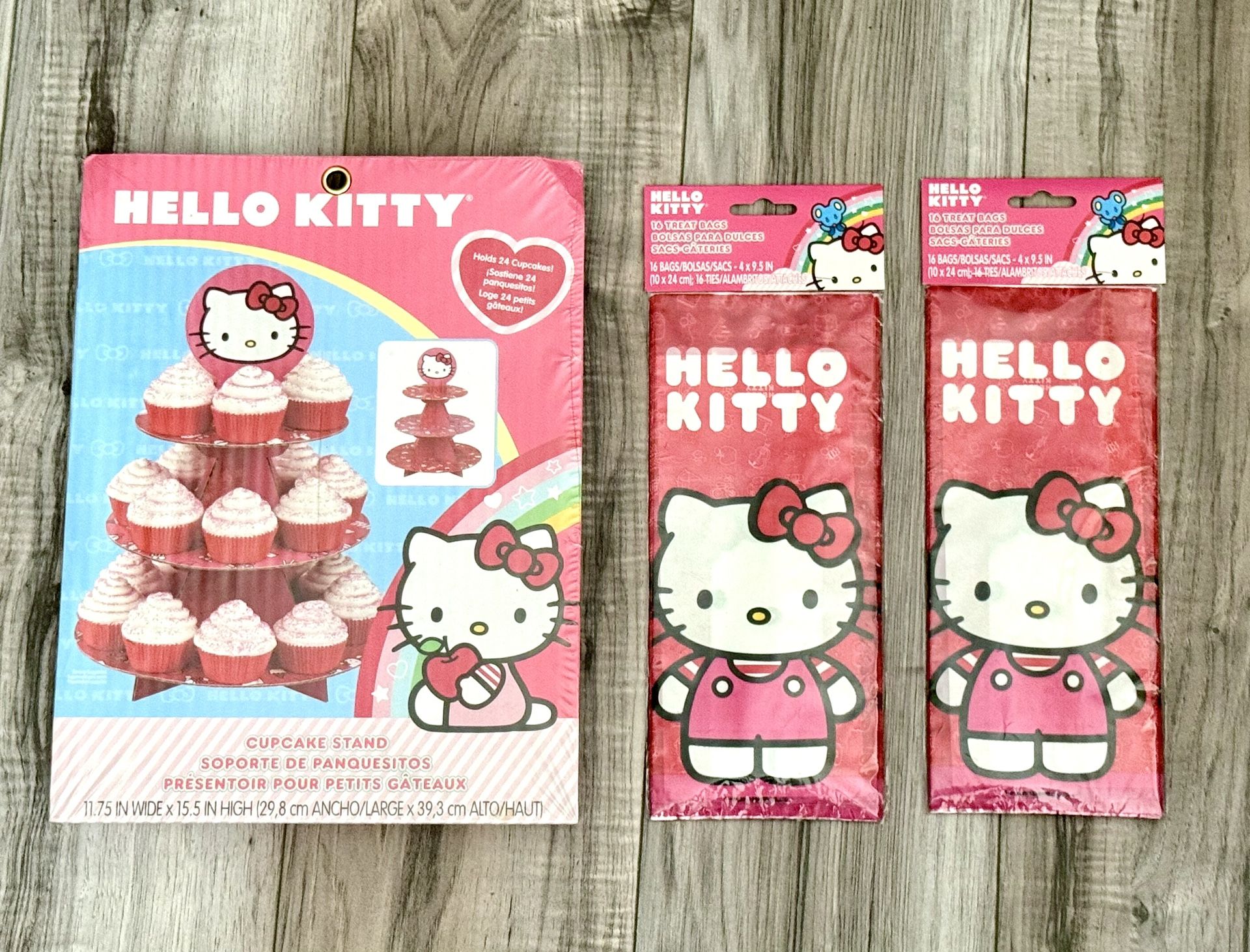 Hello kitty cupcake Tower And Treat Bags New In Package Party