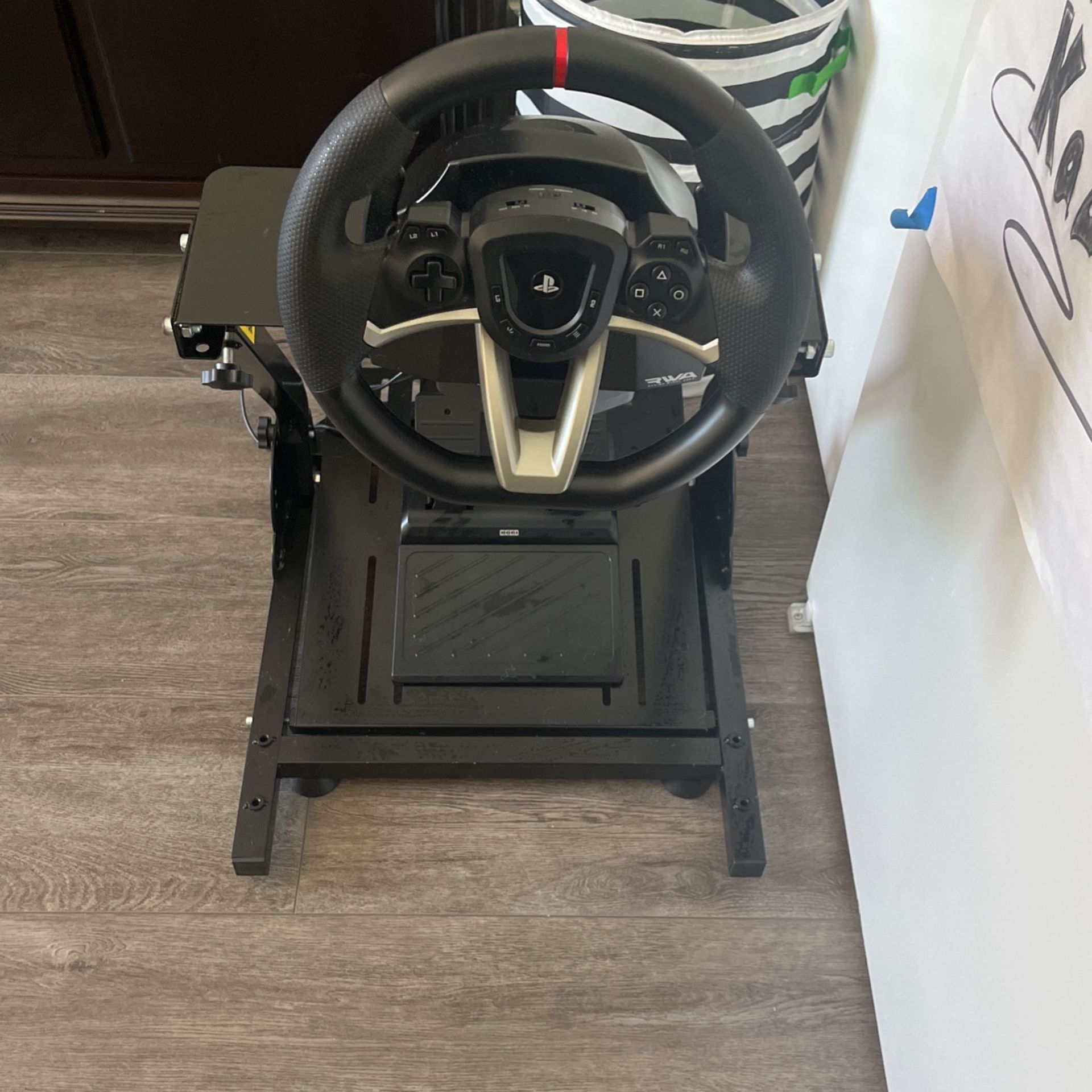 Hori Racing Wheel Apex with a Stand