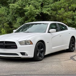 2014 Dodge Charger R/T Hemi 