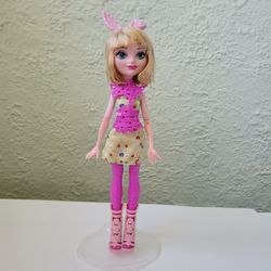 Archery Club Bunny Blanc Doll Ever After High Mattel Netflix Princess 2016