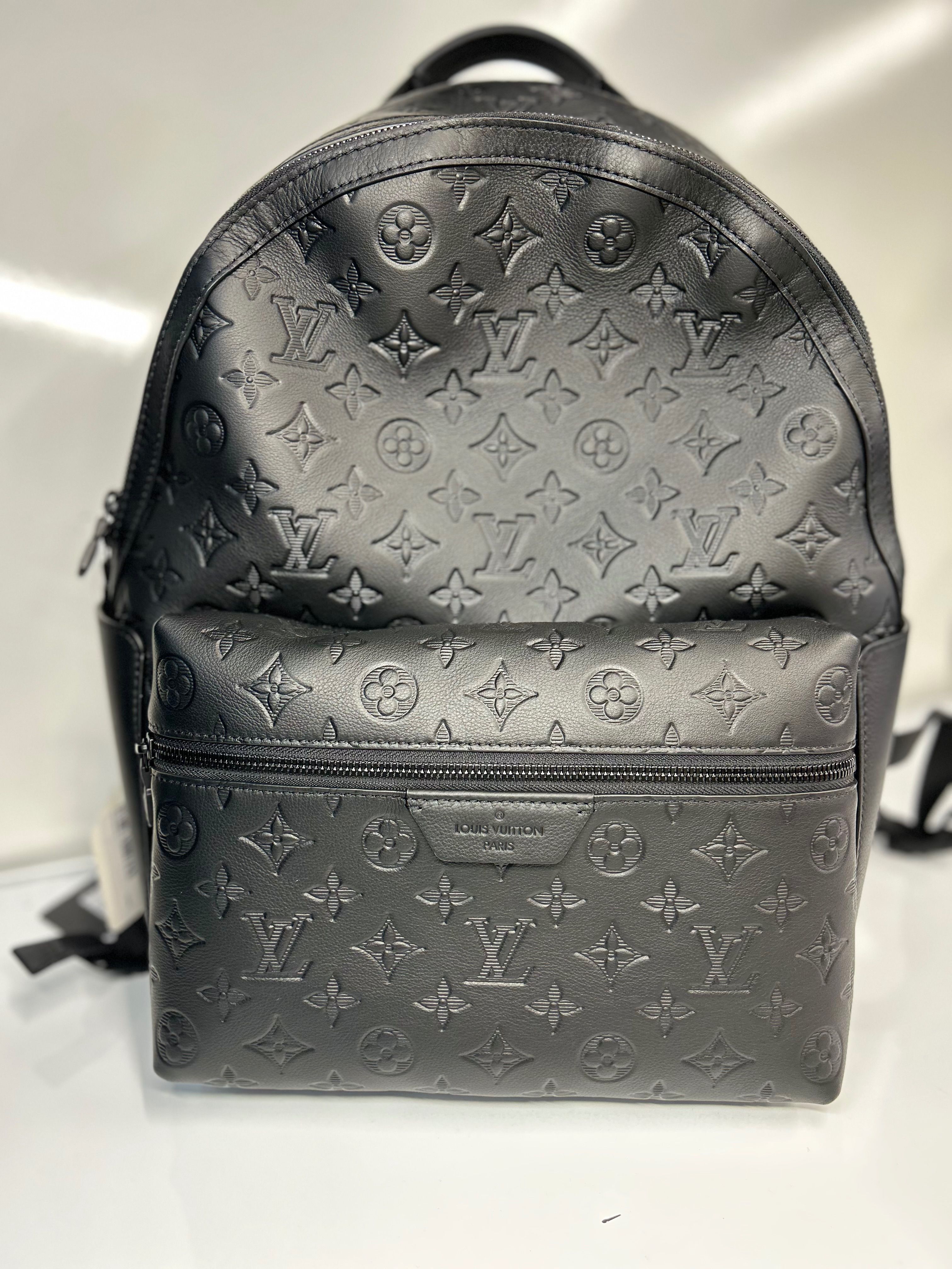 Louis Vuitton Backpack Monogram Shadow Discovery Black (H)