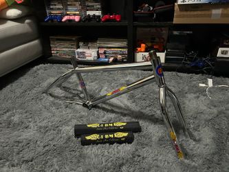 1983 GT pro (genuine nora cup) w/ GT flite pads
