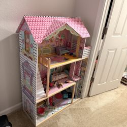 Children's dollhouse