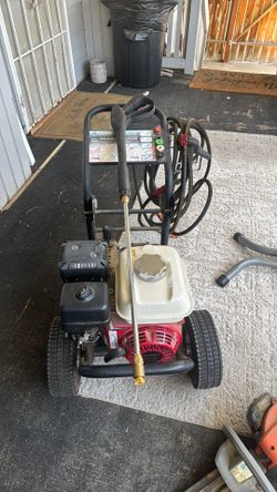 Honda 2700 PSI Water Pressure Washer