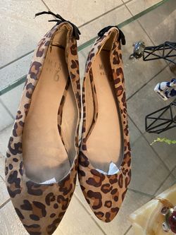 Flat shoes