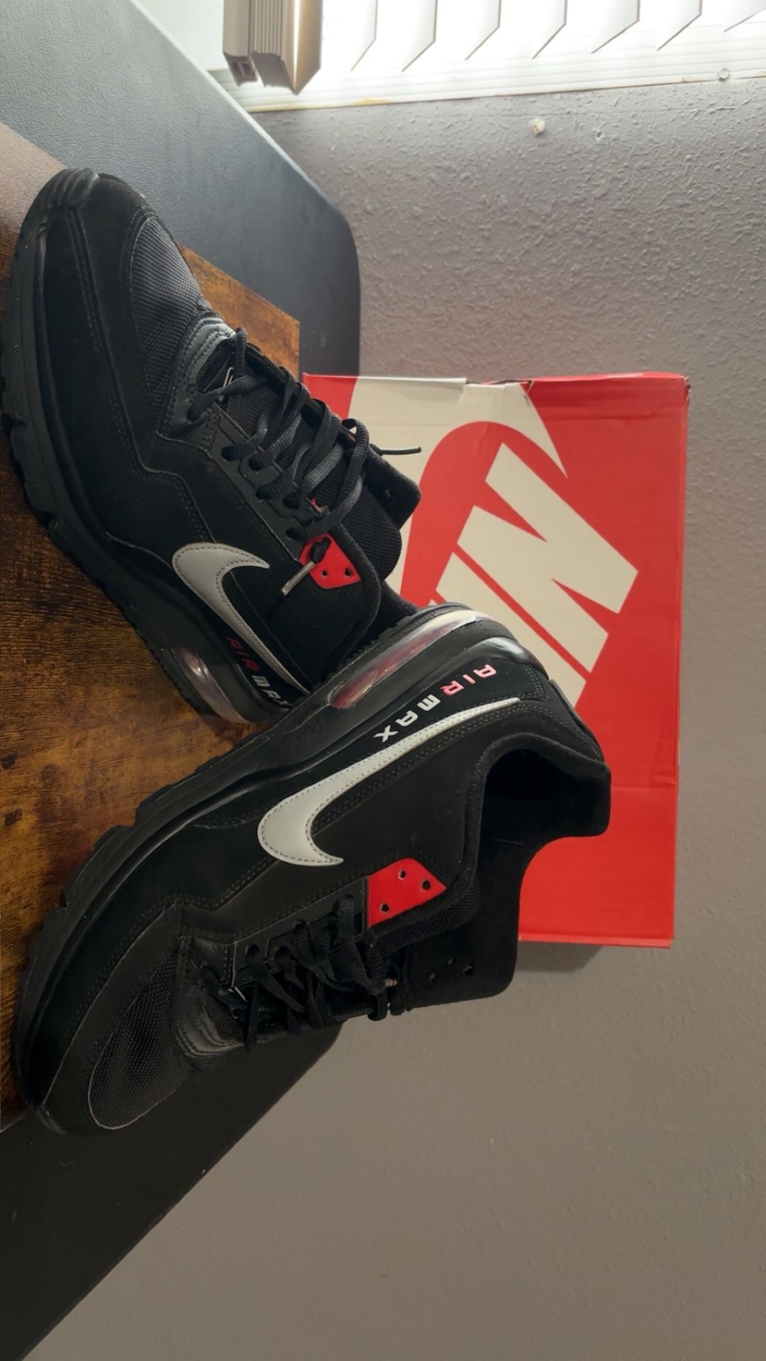 Size 10 Nike Air Max Ltd Men