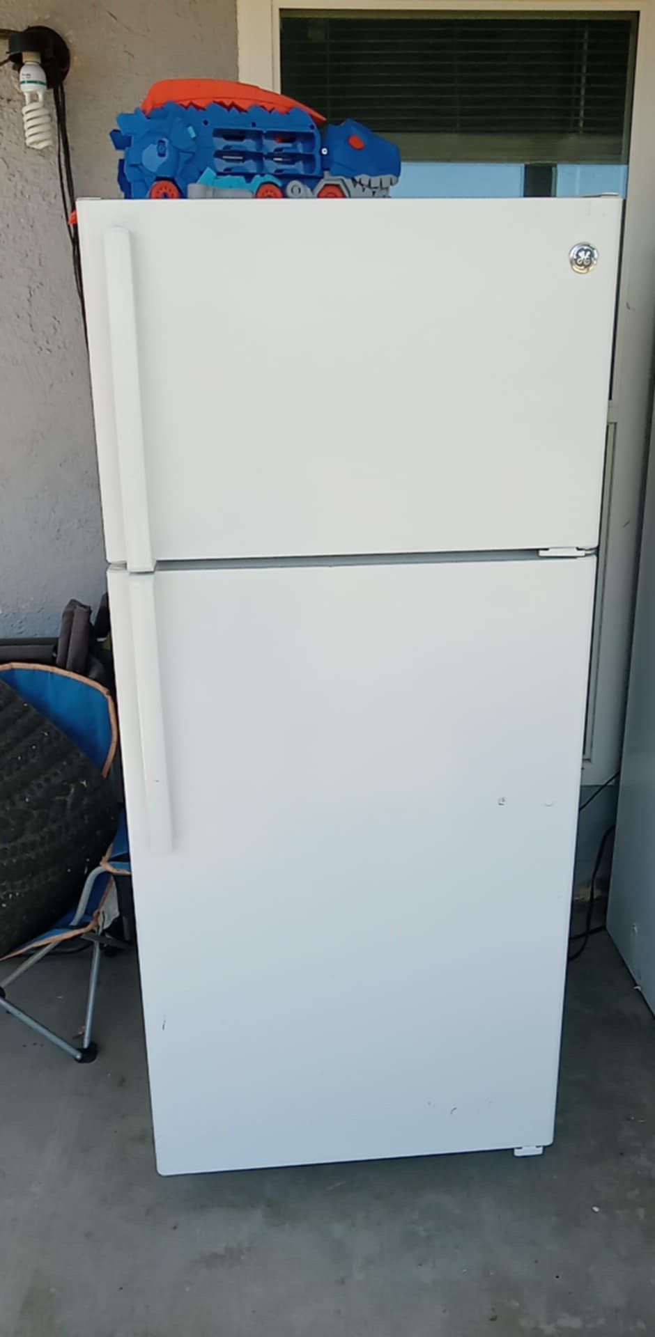 Refrigerator