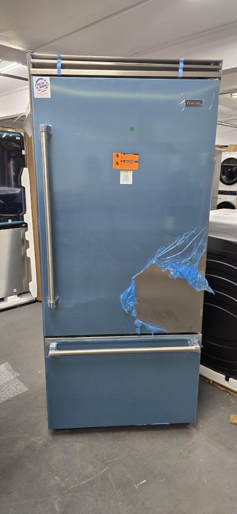 Viking 36" Built In Bottom Freezer Refrigerator