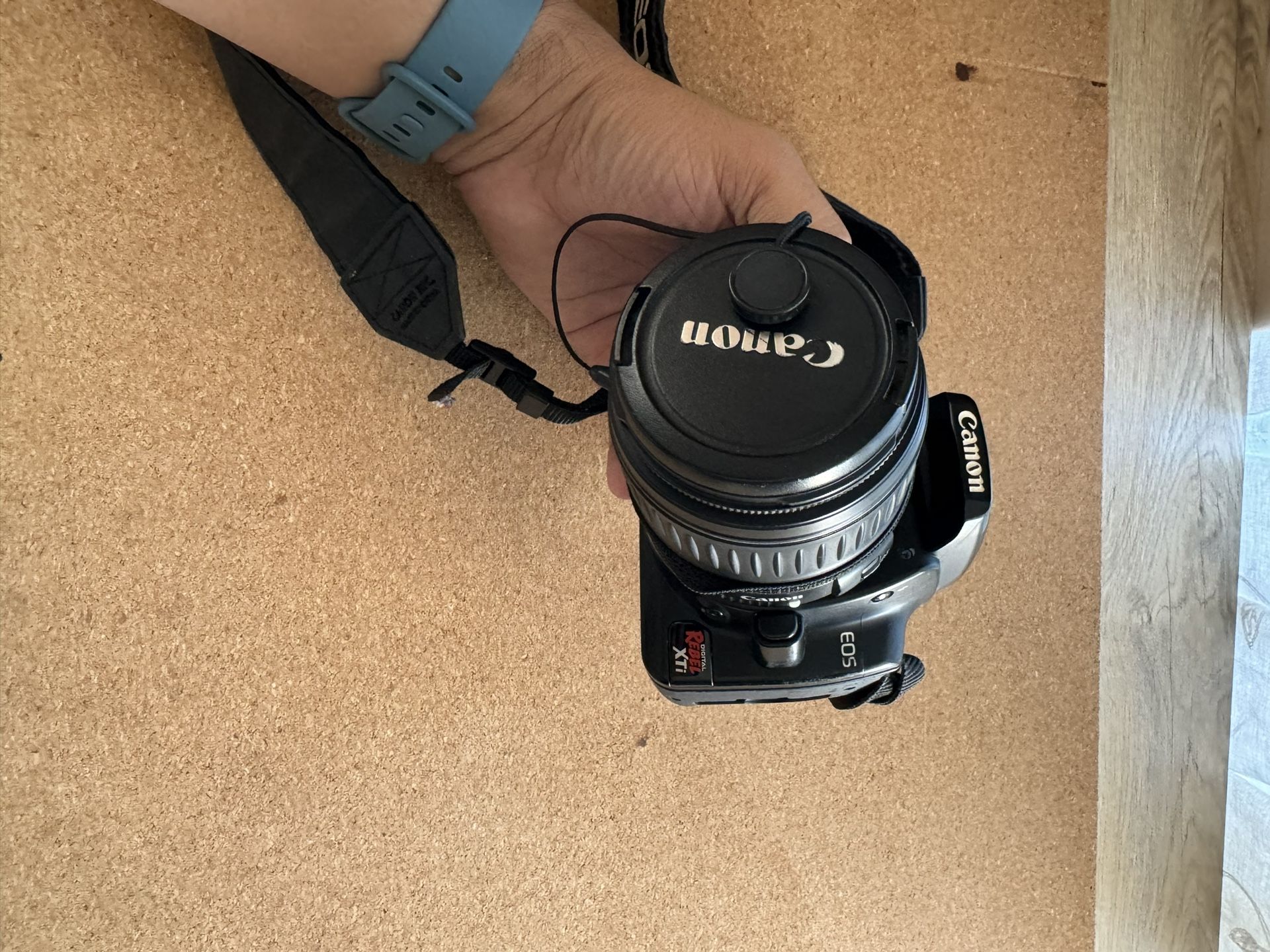 Canon EOS Rebel XTI professional camera