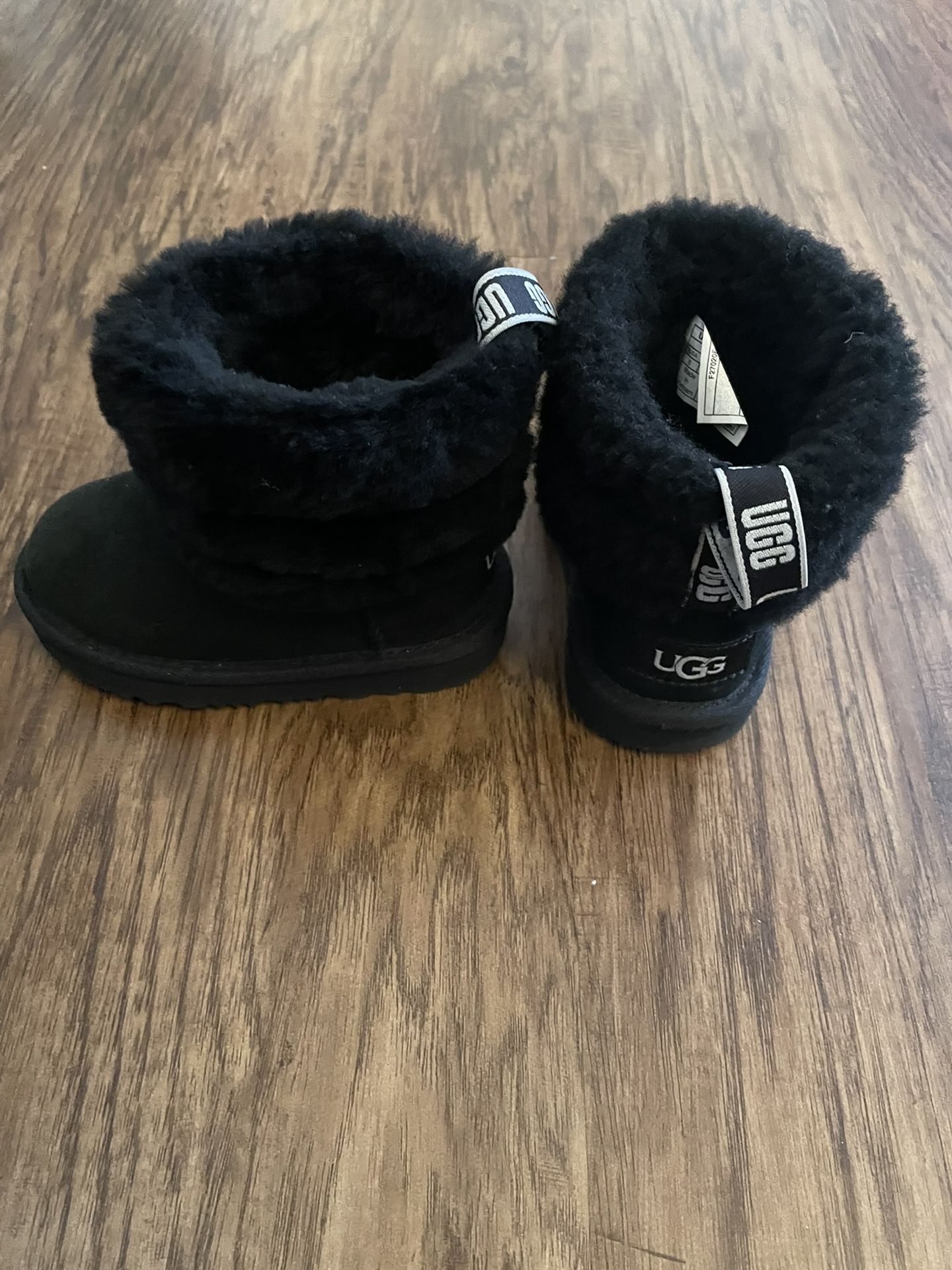 UGG Boots Size US Toddler 6