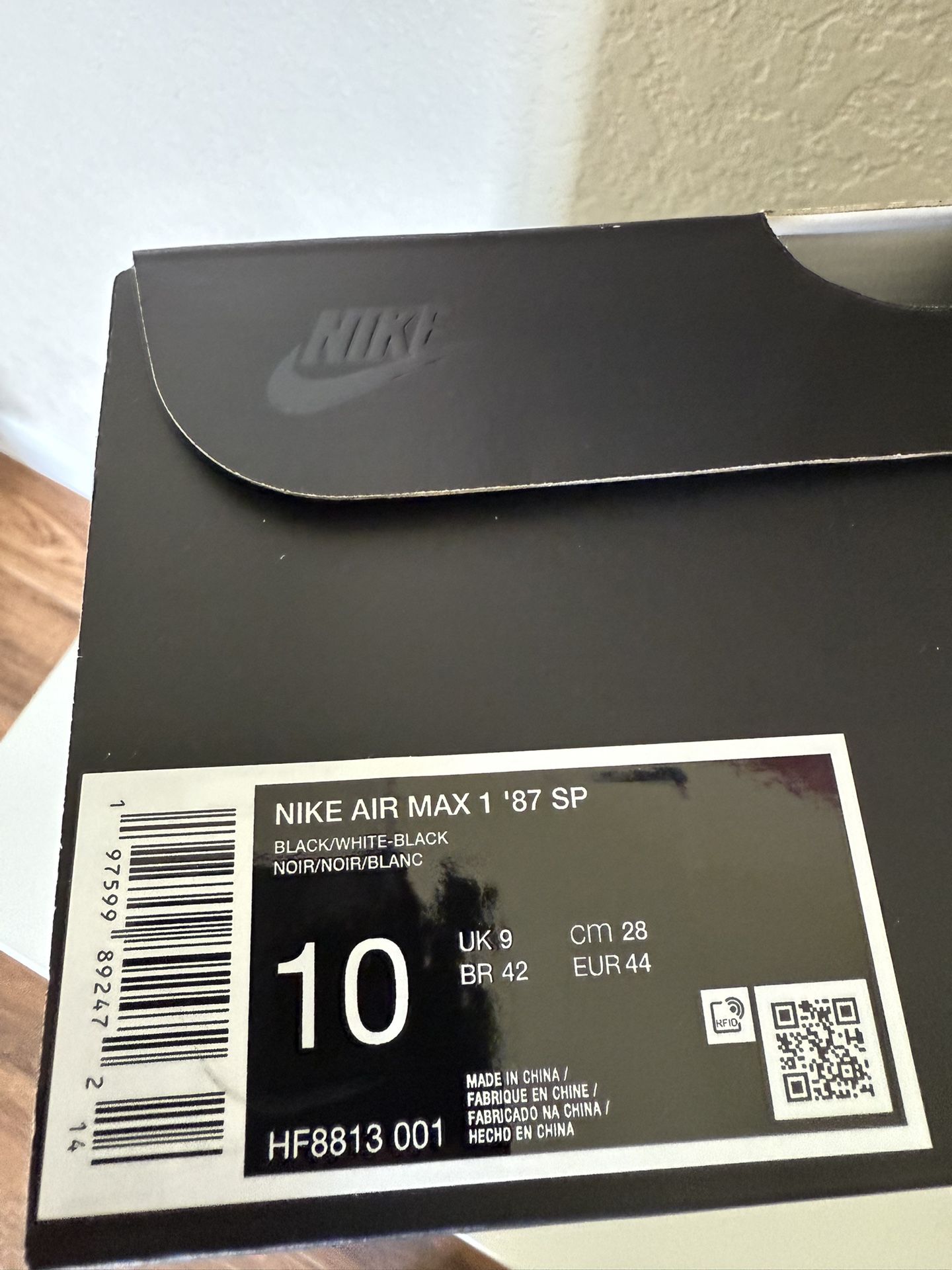 Nike Air Max 1 Supreme Black