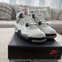 Air Jordan Retro OG Grade School 4.5Y