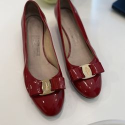 Salvatore Ferragamo   Vara patent leather ballet flats 7.5 B