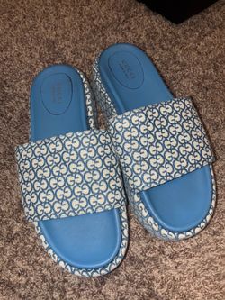Gucci slides