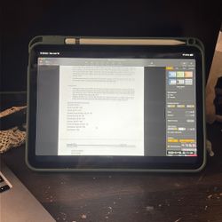 MacBook 13 Pro 2022 And iPad 10th Generation 