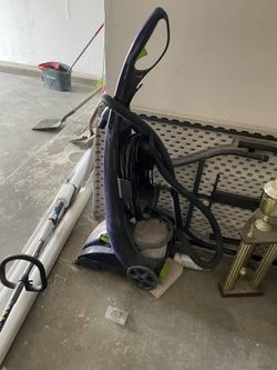 Bissell Deep cleaning Vacuum