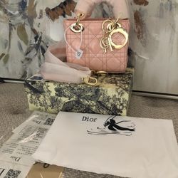 Purses 