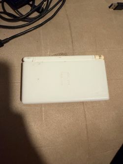Damaged White DS lite
