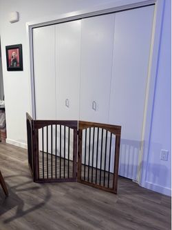 Doggy/baby gate