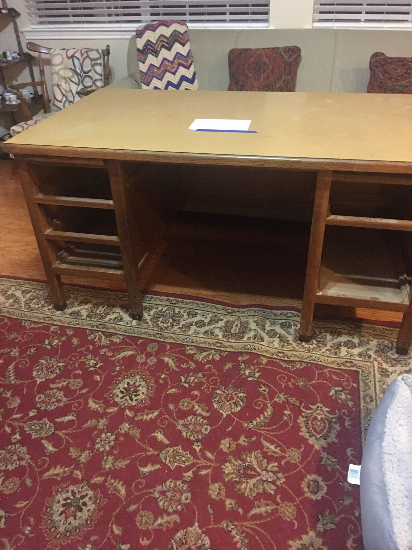 Old antique teachers desk (oak) Drawers included