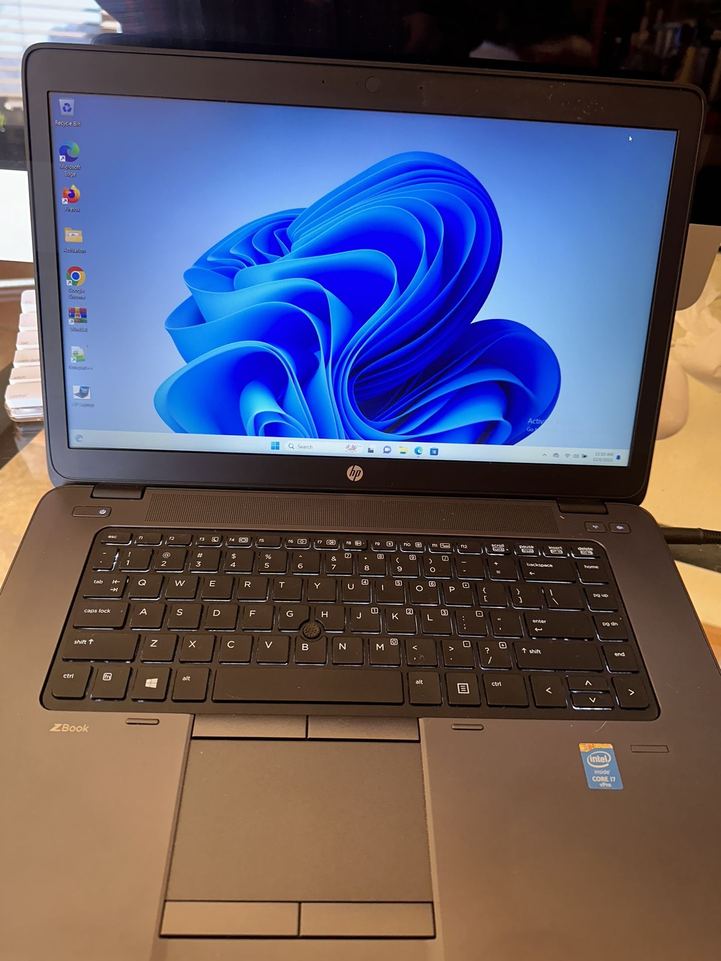 HP zBook Laptop Intel i7 + 240G SSD & 16G RAM
