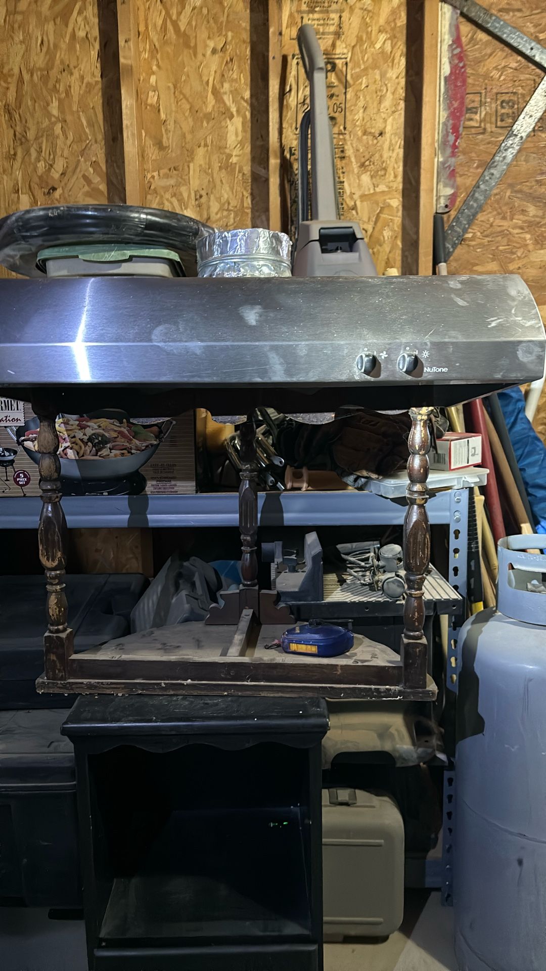 Range hood