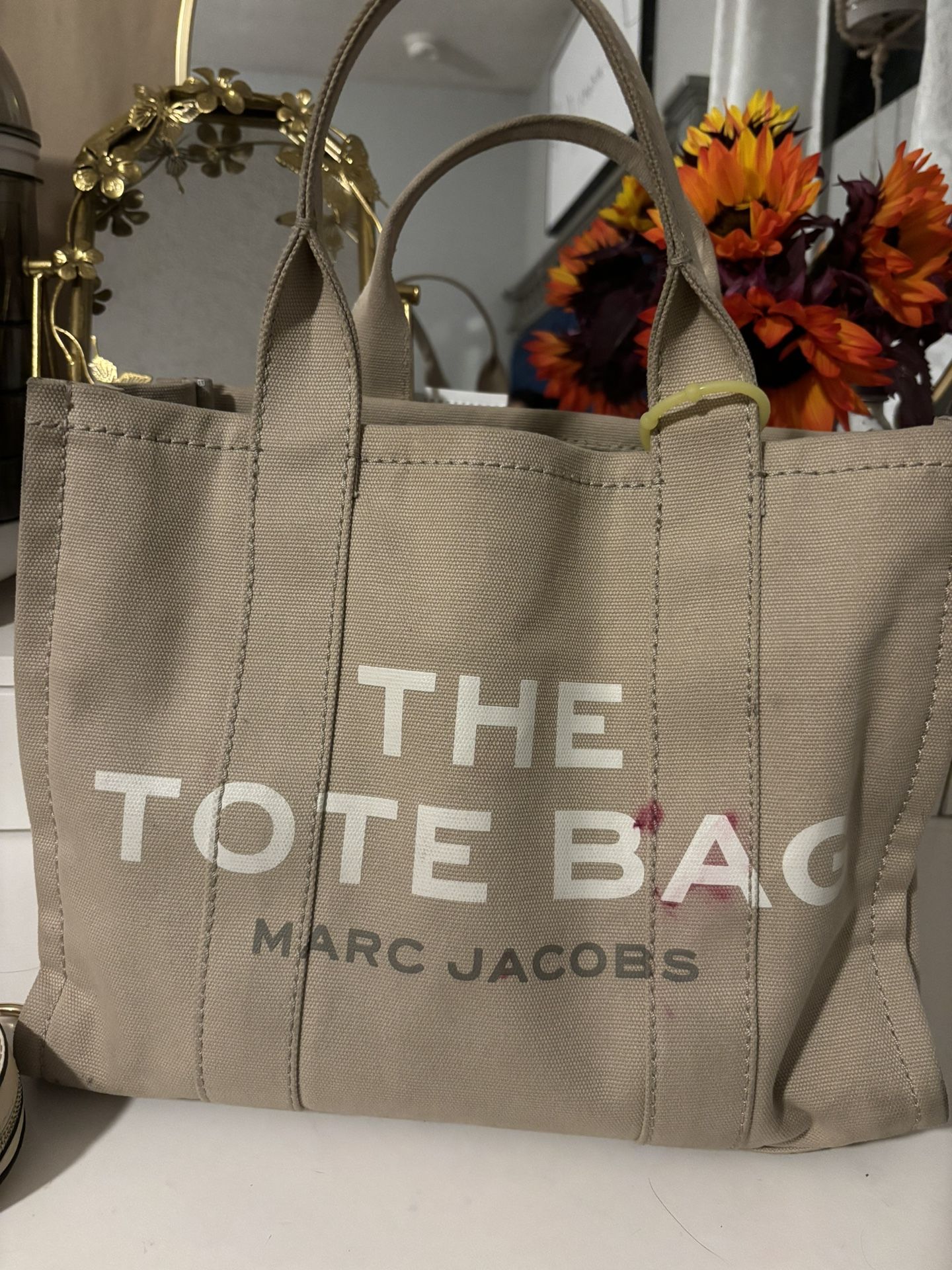 Marc Jacob’s The Tote Bag 