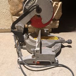 DeWalt 10” Saw 